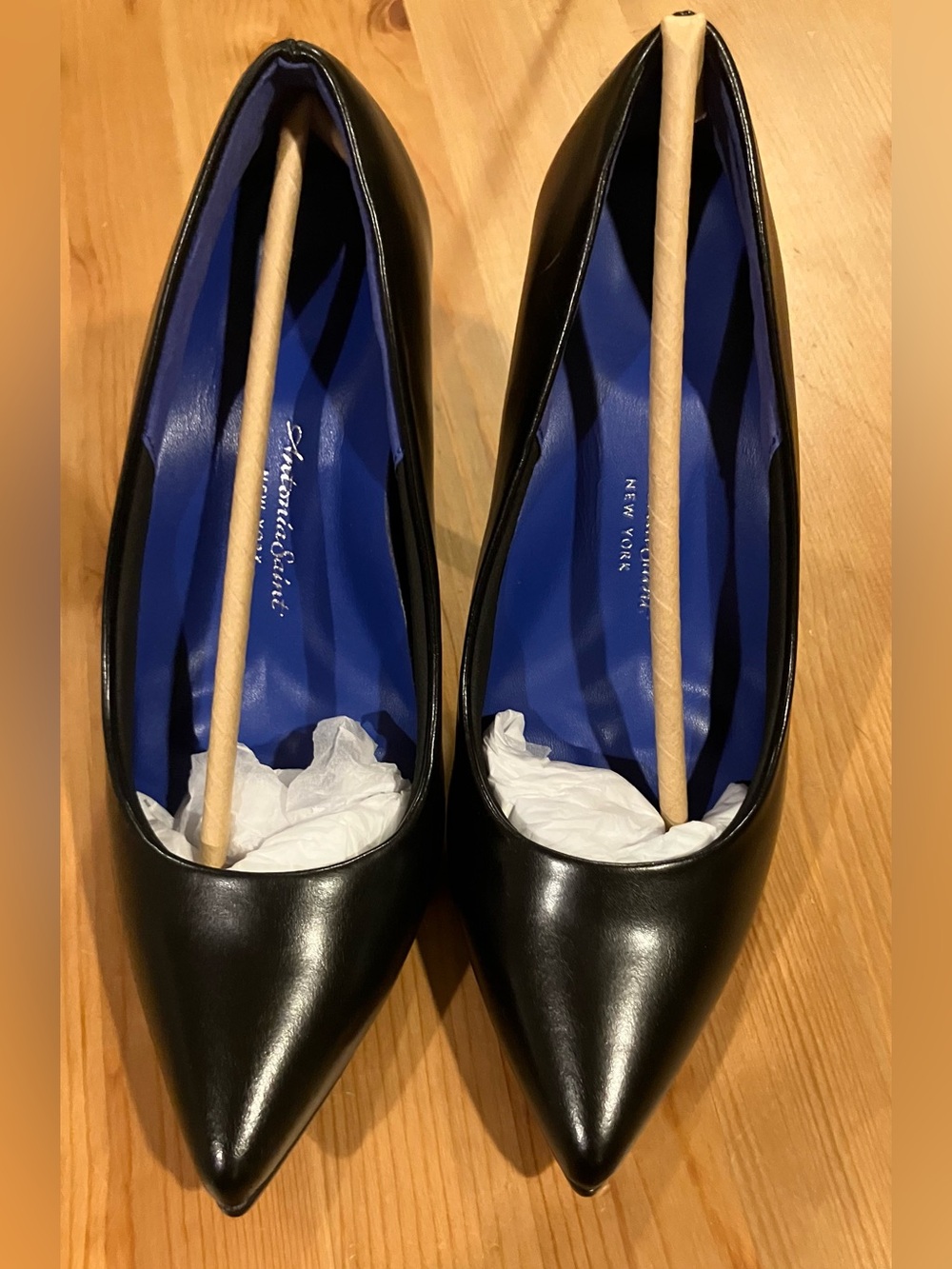 NEW Antonia Saint Black Victoria Pumps Blue Insole Size 7.5 3.5” Heel